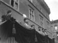 Mussolini sul palco