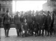 Foto di gruppo di Mussolini insieme ai Miliziani c ...