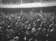 Il folto pubblico che gremisce la platea e la gall ...