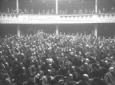 Il folto pubblico che gremisce la platea e la gall ...