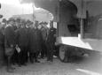 Mussolini accompagnato da altre autorit, tra cui  ...