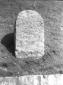 Un cippo funerario con iscrizione