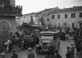 Autobus, che trasportano lavoratori toscani, svolt ...