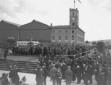 Mussolini appunta una medaglia alla memoria al pet ...