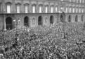 Imponente manifestazione in piazza Plebiscito in o ...