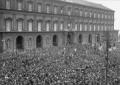 Imponente manifestazione in piazza Plebiscito in o ...