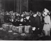 Mussolini e le altre autorit civili e militari co ...