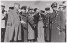 Autorit� militari tedesche e autorit� italiane ass ...
