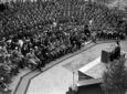 Veduta della platea e del palco durante la rappres ...