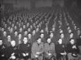 I militari in sala, autorit� in prima fila