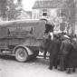 campo medio, il camion con la scritta PNF - posto  ...