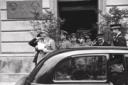 Il Generale Yamashita in automobile, gli altri mem ...