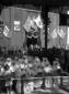 Il palco della manifestazione avvolto dai tendaggi ...