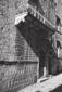 Un balcone nella citt vecchia, campo medio