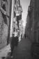Una strada nella citt vecchia, campo lunghissimo