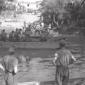Esercitazione sul fiume Aniene; i soldati sono su  ...