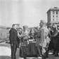 Vittorio Emanuele consegna la medaglia al valor mi ...
