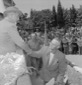 Il senatore Medici, in piedi sul palco allestito p ...