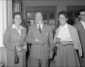 Giuseppe Medici, affiancato da due donne vestite e ...