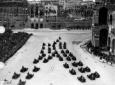 Inquadratura dall'alto di Piazza del Colosseo; i c ...