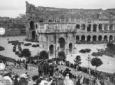 Il Colosseo e l'Arco di Costantino ripre ...