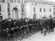 L'arrivo di Mussolini e delle autorit fasciste a  ...