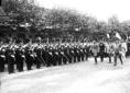 Mussolini passa in rassegna i carabinieri