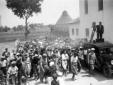 Mussolini, Starace, personalit� e contadini cammin ...