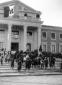 Mussolini esce dall'Istituto Nazionale Fascista de ...