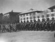 Gruppo di autorit militari, capeggiato da Vittori ...