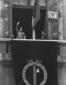Mussolini, affacciato al balcone di palazzo Venezi ...