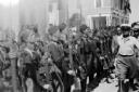 Mussolini passa in rivista gli avanguardisti a Lat ...