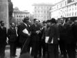 Mussolini colto con Munoz (di profilo),  ...