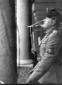 Mussolini tiene un discorso affacciato al loggiato ...