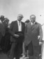 Arnaldo Mussolini e una personalit posano in occa ...