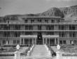 La facciata del sanatorio Torrebianca alle falde d ...
