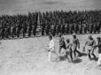 Mussolini, accompagnato da Starace e da autorit i ...