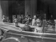 Ribbentrop e Mackensen seduti in automobile con al ...