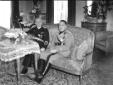 I ministri Ribbentrop e Ciano conversano ...