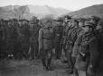 Mussolini passa in rassegna la Guardia Nazionale