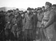 Mussolini parla alle truppe della Guardia Nazional ...