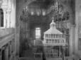 Interno della basilica di San Lorenzo durante i la ...