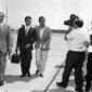 Tonino Cervi e Alberto Sordi in partenza per le ri ...