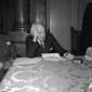 Clement Attlee durante la conferenza