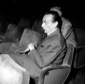 Eduardo De Filippo seduto in platea, segue le prov ...