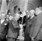 Fanfani all'esterno del Campidoglio con Cioccetti, ...