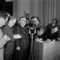 Leone durante la conferenza stampa con i giornalis ...