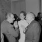 Goffredo Lombardo conversa con la moglie Carla e I ...