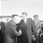 Segni saluta Nixon al suo arrivo a Ciampino - pian ...
