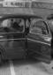 Ferruccio Parri ripreso in un'automobile all'ester ...
